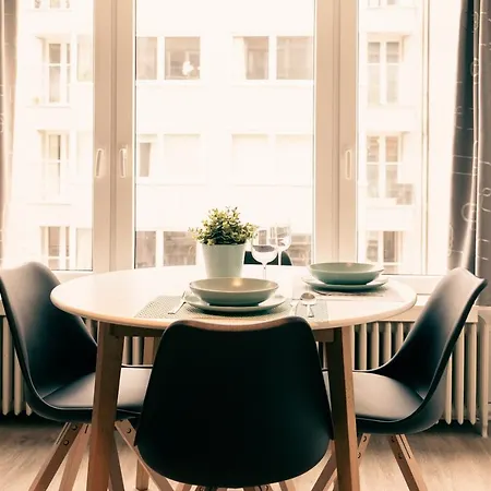 Ruime 2 Pers Bij Casino Oostende: Geniet Zee, Kunst, En Relax 아파트